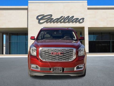 Used 2019 GMC Yukon XL Denali w/ Open Road Package image 9
