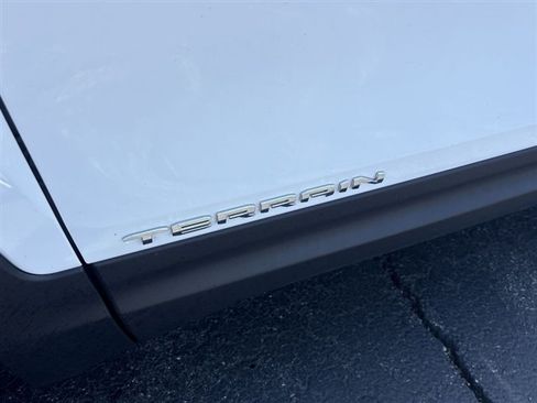 Certified 2024 GMC Terrain SLT AWD/4WD image 30