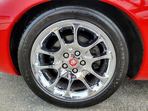 Used 2000 Jaguar XK8 Convertible image 24