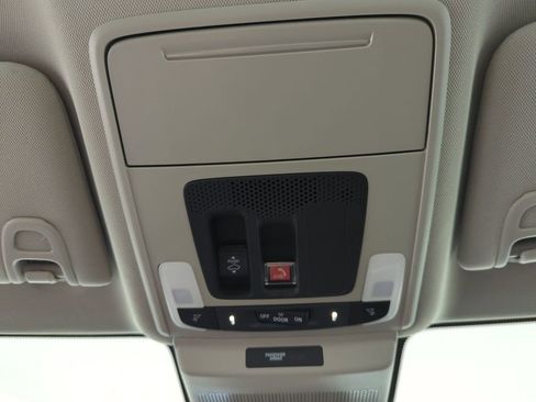 Certified 2025 Honda Accord SE image 30