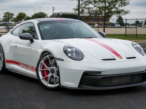 Used 2023 Porsche 911 GT3 w/ Extended Leather Package RWD image 1