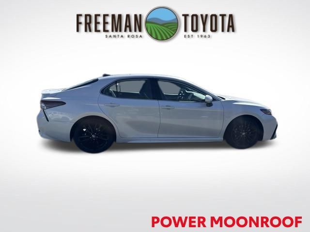 Used 2024 Toyota Camry XSE w/ Navigation Package FWD image 4