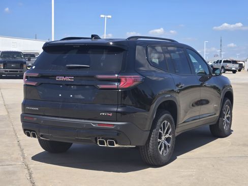 New 2026 GMC Acadia AT4 w/ Luxury Package image 4