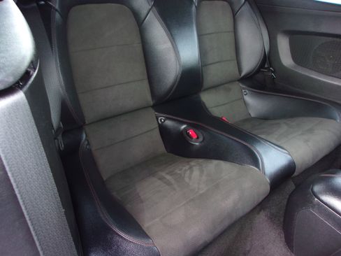 Used 2017 Ford Mustang GT Premium w/ Equipment Group 401A image 18