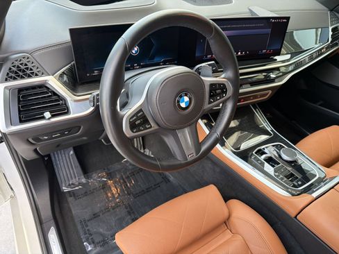 Used 2025 BMW X5 sDrive40i w/ M Sport Package RWD image 4