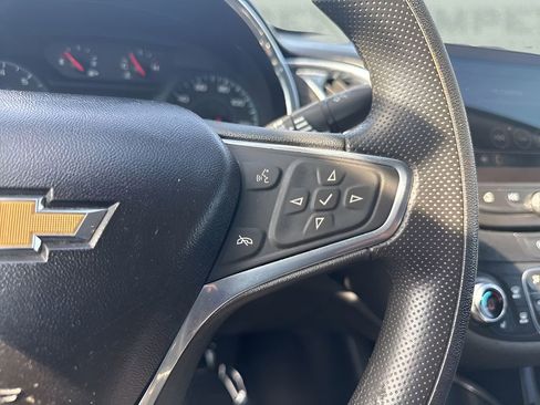 Used 2020 Chevrolet Malibu LT image 16