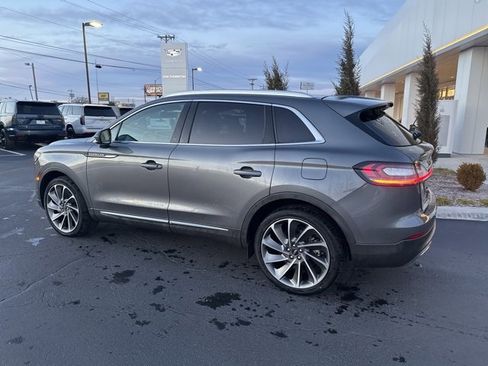 Used 2022 Lincoln Nautilus Reserve w/ Equipment Group 201A image 22