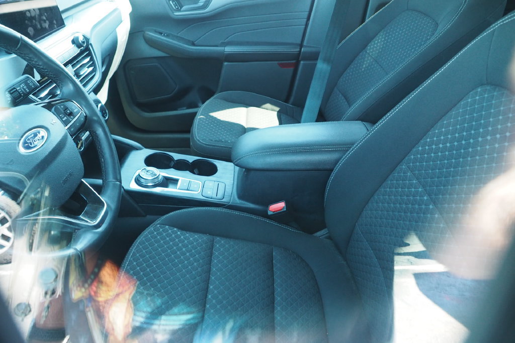Used 2023 Ford Escape Active AWD/4WD image 5