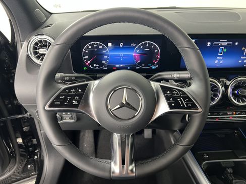New 2026 Mercedes-Benz GLA 250 4MATIC image 28
