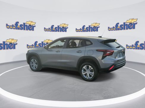 Certified 2024 Chevrolet Trax LS w/ Driver Confidence Package image 6