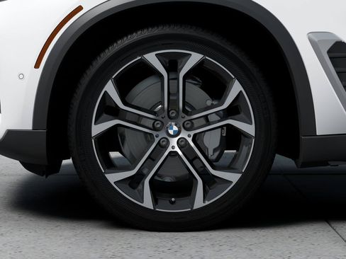 Used 2026 BMW X5 sDrive40i RWD image 7