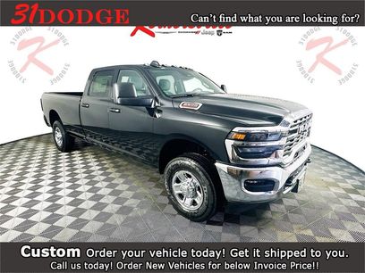 New 2026 RAM 2500 Tradesman w/ Chrome Appearance Group