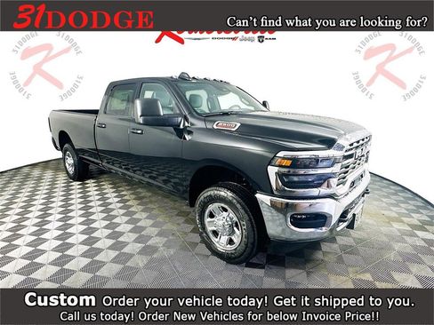 New 2026 RAM 2500 Tradesman w/ Chrome Appearance Group image 1