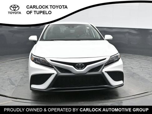 Used 2024 Toyota Camry SE FWD image 7