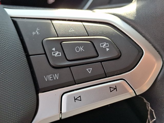 Used 2023 Volkswagen Tiguan SE w/ Panoramic Sunroof Package AWD/4WD image 29