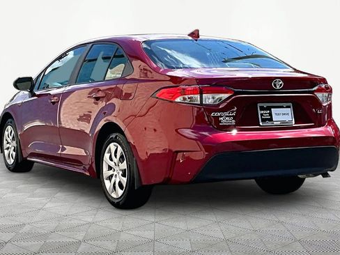 Used 2025 Toyota Corolla LE FWD image 12