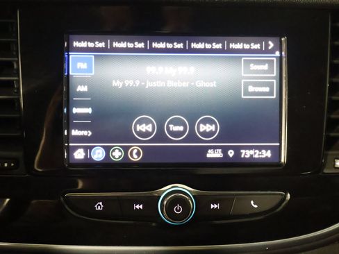 Used 2022 Buick Encore Preferred w/ Safety Package AWD/4WD image 40