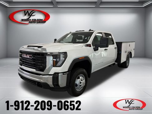 New 2026 GMC Sierra 3500 Pro AWD/4WD image 1