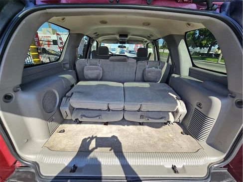 Used 2005 GMC Yukon 2WD image 32