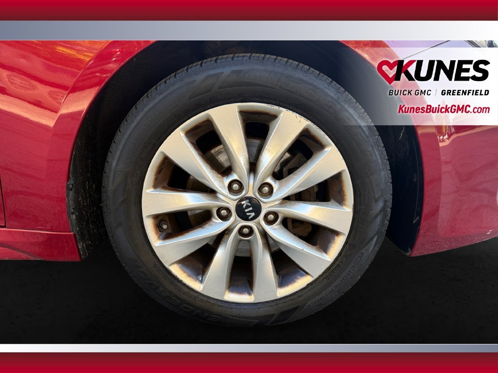 Used 2018 Kia Optima S w/ Panoramic Sunroof Package FWD image 12