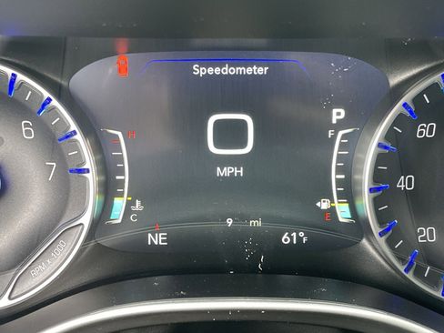 New 2026 Chrysler Pacifica Select image 15