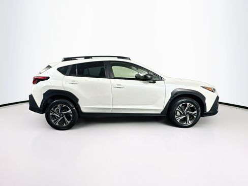 Used 2024 Subaru Crosstrek 2.0i Premium w/ Crosstrek Mirror Package AWD/4WD image 10