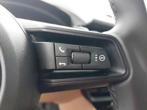 Certified 2026 Porsche Cayenne E-Hybrid Coupe AWD/4WD image 20