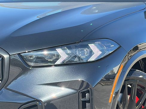 Used 2026 BMW X5 M60i image 4