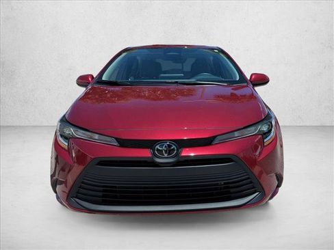 Certified 2025 Toyota Corolla LE FWD image 2