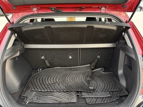 Used 2018 Hyundai Kona Limited image 10