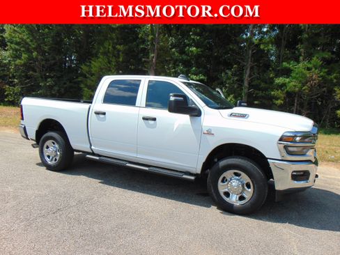 Used 2025 RAM 2500 Tradesman AWD/4WD image 12