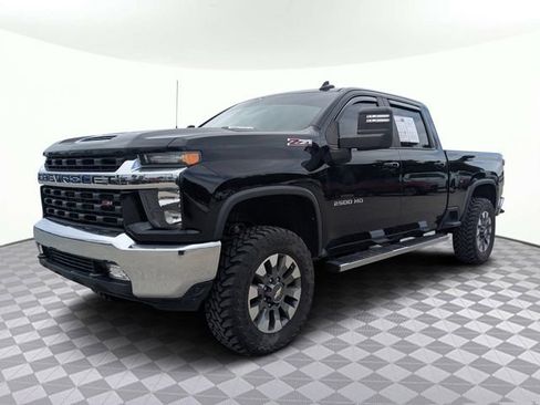 Used 2021 Chevrolet Silverado 2500 LT w/ Convenience Package image 8
