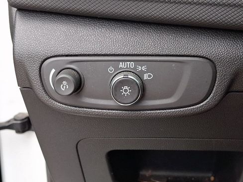 Used 2024 Chevrolet TrailBlazer LS FWD image 25