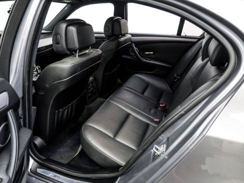 Used 2010 BMW M5 RWD image 33