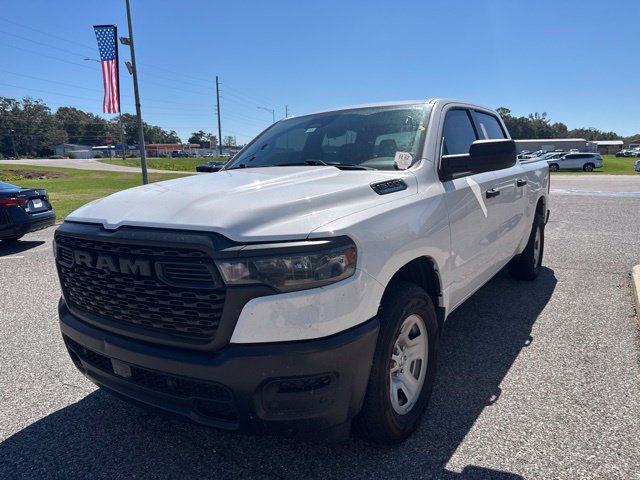 Used 2025 RAM 1500 Tradesman AWD/4WD image 3