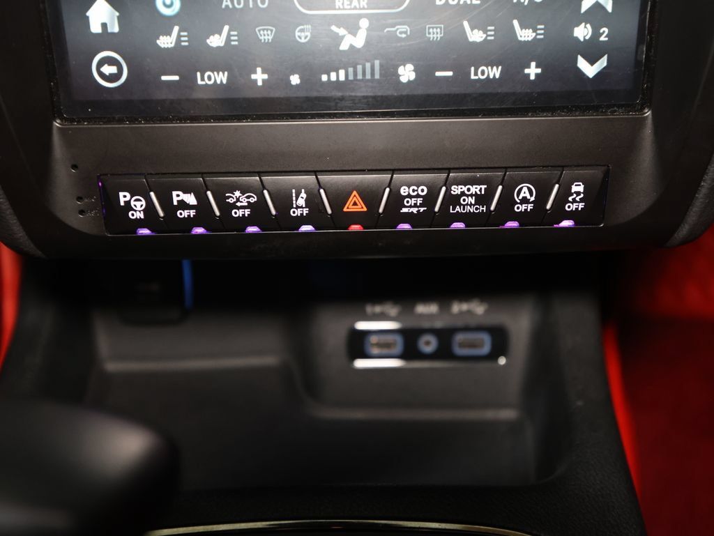 Used 2019 Dodge Durango R/T w/ Blacktop Package AWD/4WD image 21
