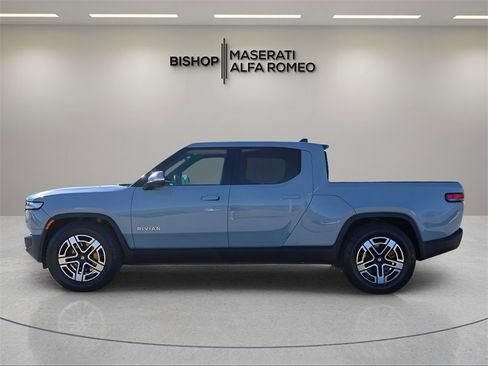 Used 2023 Rivian R1T Adventure image 4