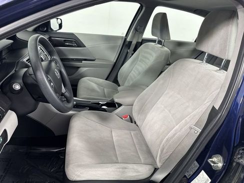 Used 2013 Honda Accord EX image 19