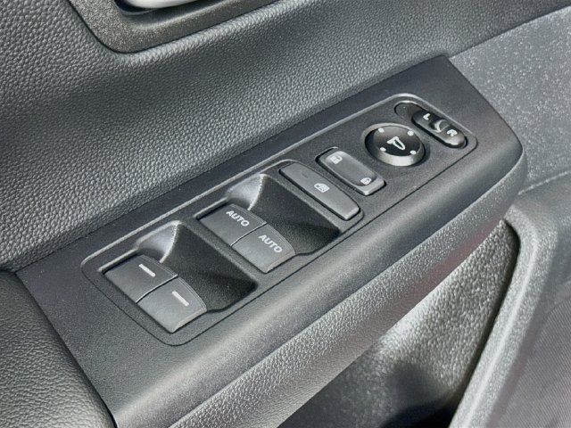 Used 2025 Honda CR-V Sport image 29