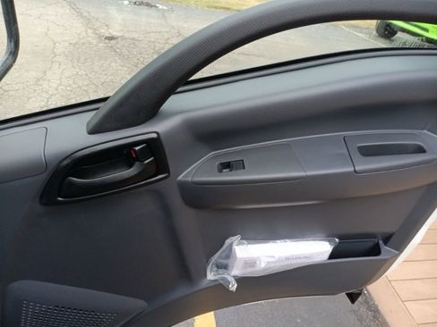 Used 2023 Chevrolet Low Cab Forward 5500XD image 11