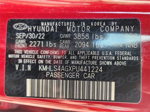 Used 2023 Hyundai Elantra SEL w/ Convenience Package image 30