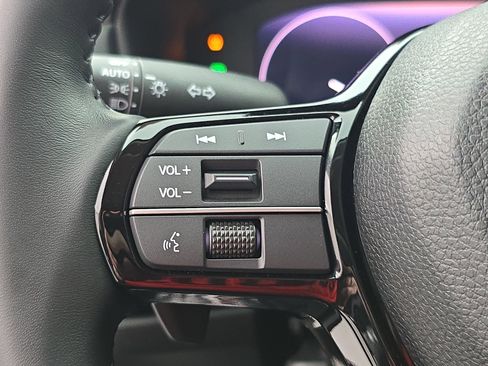 Used 2024 Honda Accord Touring image 16