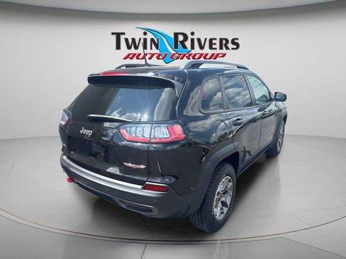 Used 2021 Jeep Cherokee Trailhawk w/ Premium Leather Package AWD/4WD image 4