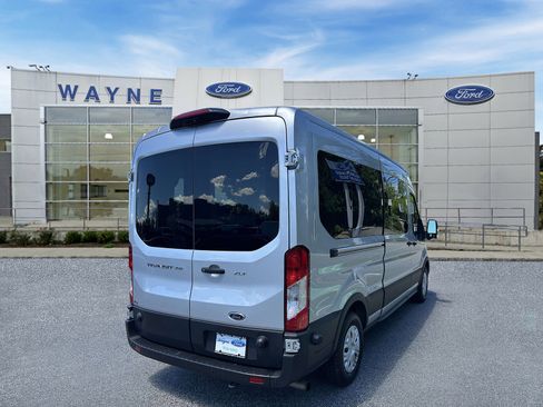 Used 2024 Ford Transit 350 XLT RWD image 5