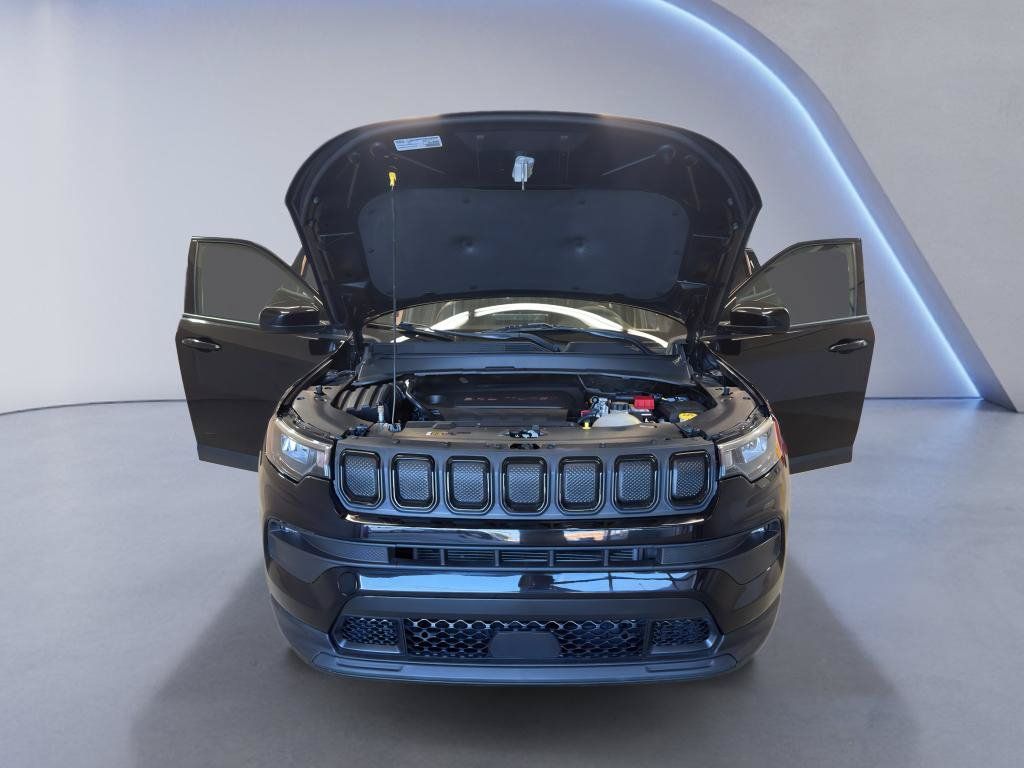 Used 2022 Jeep Compass Latitude AWD/4WD image 10