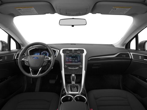 Used 2016 Ford Fusion SE AWD/4WD image 5