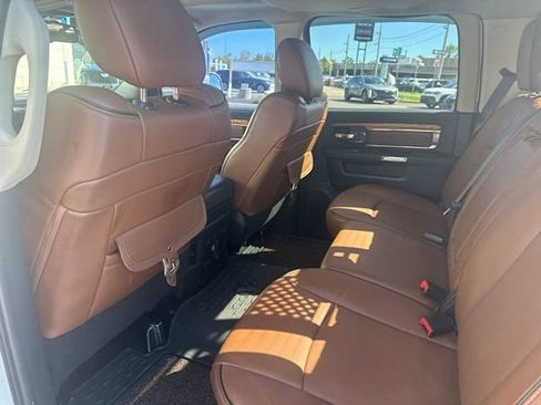 Used 2015 RAM 1500 Laramie Longhorn w/ Convenience Group AWD/4WD image 19