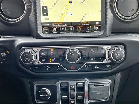 Certified 2023 Jeep Wrangler Sahara image 18