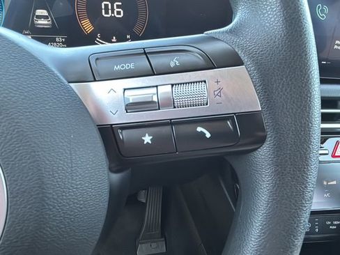 Used 2025 Hyundai Tucson SEL FWD image 21