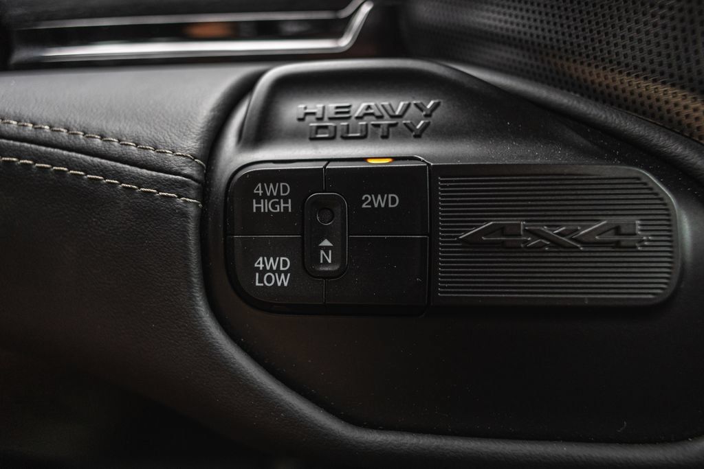 Used 2023 RAM 3500 Limited AWD/4WD image 17